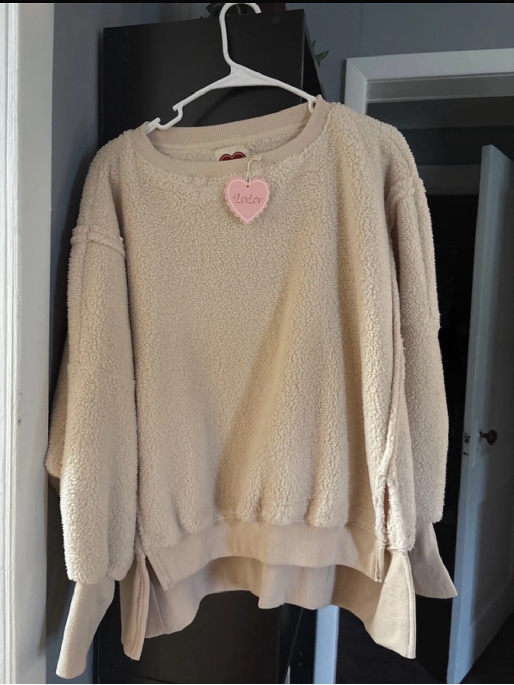 Cozy Cream Sherpa Pullover Sweater - Brand: Unbranded